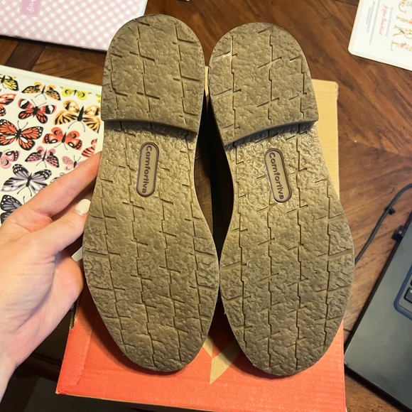 Comfortiva Rawnie rich brown suede boots, size 7.5, like new - Picture 7 of 11